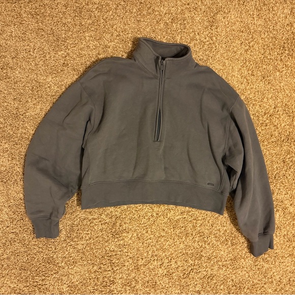 Aritzia Tops - Aritzia Boyfriend Fit Sweatfleece Cozy Fleece Half Zip Gray Size Large